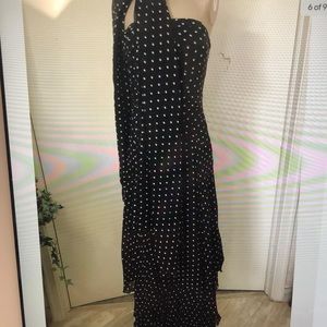 Carmen Marc Valvo black white polkadot chiffon layered gown with stole rap 2